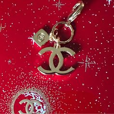 Chanel Decorative Holiday 2023 Edition Charm Chanel Cc Charm Color Golden Authentic Bracelet/ Purse Charm White Suspenders, Low Heel Ankle Boots, Chanel 19, Chanel Box, Chanel Perfume, Gabrielle Chanel, Interactive Stories, Chanel Logo, Tortoise Shell Sunglasses