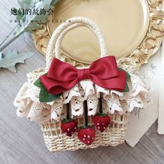 Lolita Strawberry Basket Straw Handbag Girl Kawaii Lace Trim Picnic Photo Props | eBay Picnic Bag Ideas, Strawberry Aesthetics, Portals Outfit, Basket Cottagecore, Strawberry Accessories, Ribbon Basket, Princesscore Cottagecore, Strawberry Ideas, Strawberry Basket