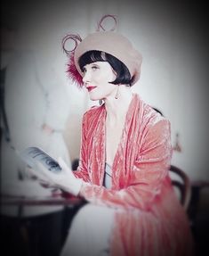 Wit and intelligence Miss Fisher Fashion, Essie Davis, Miss Fisher, Fashion Decades, Dark Autumn, Aesthetic People, Movie Costumes, 1920s Fashion