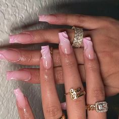 Immerse yourself in the enchanting allure of our collection, showcasing "pink and white ombre nails" and the timeless elegance of "pink nail ombre". Whether you're attending a formal event or simply want to showcase your unique style, our ombre nails promise to make a statement.💅💖 💅STEPS TO CREATE THIS SET: Base gel Builder gel 2 layers of base Color  Hand-painted ombre color Hand-sculptured design Top gel 🎁 EACH SET OF NAIL INCLUDES: 10 HANDMADE press on nails of your size Adhesive tabs l Alcohol Pads l nail glue l file l buffer l cuticle stick  🍀 MATERIALS: Our handmade press-on nails using top-tier materials, guaranteeing durable and reliable results. You can reuse all of the nails multiple times if you take care of them. Follow the instructions provided with the nail set. ❤️ My na Cool Nails Square, French Tip Nails 3d Art, Short Encapsulated Acrylic Nails, Clean Nails Look Acrylic, Vacation Nails Tapered Square, Builder Nails Gel, 3d Swirl Nails, 3d Gel Nail Designs, Classy Nail Inspiration