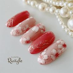 Japan Nail Art Designs, Japan Nail Art, Pink Flower Nails, Japanese Nail Design, Hoco Nails, Cherry Blossom Nails, Golden Nails, Floral Nail Art