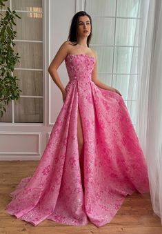 Ballgown Prom Dress Trendy, Modern Bridgerton Dress, Pink Gala Dress, Dark Pink Prom Dress, Pink Brocade Dress, Big Prom Dresses, Modern Prom Dresses, Rose Prom Dress, Teuta Matoshi