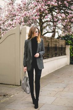 Office Style // Black and grey. More Highheels Shoes, Elegant Work Outfits, Professional Work Outfit, Fest Outfits, Outfit Work, Winter Work, Work Dresses, Professional Attire