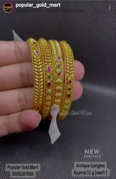 Gold Jwellary, Gold Jewelry Prom, Traditional Wedding Jewellery, Antique Bangles, Jewelry Prom, Gold Jewels Design