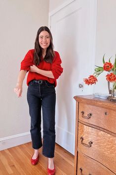 Reformation Red Jadey Sweater, Grey jeans and Red Ballet Flats Red Ballet Shoes Outfit, Red Ballet Flats Outfit, Red Flats Outfit, Ballet Shoes Outfit, Red Ballet Shoes, Red Shoes Outfit, Flat Shoes Outfit, Red Shoes Flats, Red Ballerinas