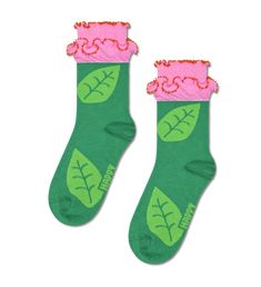 Get lost in the foliage with this sweet flower sock. The frilly cuff is embellished with beads. 
  
  
Vibrant petals and delicate details make the Kids Flower Sock a charming addition to any little one's wardrobe. The beaded accents on the frilly cuff add a touch of whimsy, while the colorful floral pattern brings a playful pop of color to tiny toes. At Happy Socks, we believe in color, creativity, and fun! These adorable flower socks are perfect for dressing up or adding a fun twist to everyda Beer Socks, Flower Crew, Travel Socks, Flower Socks, Socks Cute, Liner Socks, Happy Socks, Sock Gifts, Delicate Details