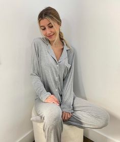 These natural pajamas are made of soft cotton knitwear fabric (jersey) and are perfect for sleep, parties, or everyday use. Our luxurious, temperature-regulating knit fabric drapes and falls in all the right ways, enveloping the body in comfort. Plus, it's machine washable, and gentle on the skin, so it not only feels beautiful but it's easy to care for, too. These are the cozy, relaxed PJs you'll live in, a gift to everyone, and pack with you wherever you go. Composition: 95% cotton, 5% elastin Winter Pjs Women Pajama Set, Pajama Set Long Sleeve, Solid Color Sleepwear Long Pants For Loungewear, Solid Color Long Pants Sleepwear For Loungewear, Solid Cotton Sleepwear For Lounging, Cozy Sleepwear For Loungewear, Cotton Sleepwear For Loungewear, Soft Long Sleeve Sleepwear For Relaxation, Solid Cotton Sleepwear For Sleepover