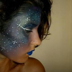 Night Sky Makeup Look, Stars Face Paint, Skull Inspiration, Glitter Skull, White Face Paint, Cosplay Inspiration