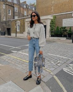 Knit Cardigan Outfit, Looks Street Style, Cardigan Outfits, Casual Work Outfits, Mode Inspo, 가을 패션, Outfit Inspo Fall