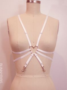 Garter Aesthetic, Elastic Harness, Bride Garter, Harness Fashion, Bra Hooks, Bridal Garter, Body Harness, Leather Harness, Metal Heart