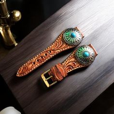 Upgrade your Apple Watch with this Brown Leather Apple Watch Band, designed to fit a range of sizes including 18mm, 20mm, 22mm, 40mm, and 42mm. The vibrant turquoise stones contrast beautifully with the Genuine leather, making it a striking choice for any occasion. Whether you're searching for a thoughtful gift for him or a stylish upgrade for your own watch, this gemstone band is sure to impress.⌚ ✨Features:✨ ✅ Turquoise Gemstones: Genuine turquoise stones add a vibrant and unique touch to your Handmade Adjustable Turquoise Watch Bands, Thoughtful Gifts For Him, Leather Apple Watch Band, Leather Making, Bracelet Apple Watch, Apple Watch Bands Leather, Leather Watch Strap, Turquoise Stones, Leather Watch Bands