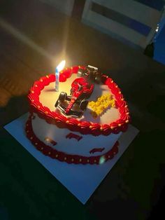 F1 Birthday Cake, F1 Birthday, Ferrari Cake, 17 Doğum Günü, White Chocolate Cheesecake, 16 Birthday Cake, Funny Birthday Cakes, Formula Uno, 13th Birthday Parties