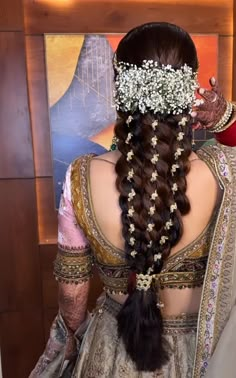 Lace Hairstyle, Lover Poses, Hair Styles For Party, Festival Hair Styles, Hairstyle Traditional, Punjabi Hairstyles, Crosia Design, Accessories For Braids, Bride Wedding Outfit