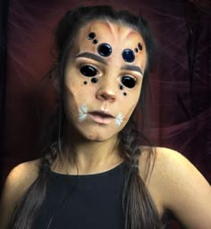 Moth Halloween Costume Makeup, Insect Makeup Halloween, Insect Inspired Makeup, Moth Man Makeup, Moth Costume Makeup, Bug Makeup Halloween, Bug Makeup Looks, Bug Eyes Makeup, Bug Inspired Makeup