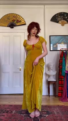 Venus In Leo Aesthetic Outfit, Pieces Venus Style, Aquarius In Venus Style, Venus In Pisces Style Aesthetic, Aquarius Venus Aesthetic Clothes, Venus Aphrodite Corset, Twenties Style, Eclectic Fashion, Darling Dress