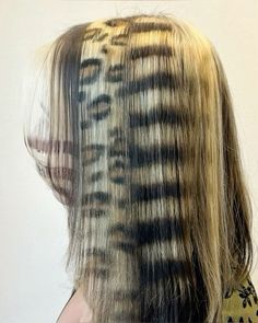 highlights Hair Stripes Color, Raccoon Pieces Hair, Yellow Hair Streaks, Blond Dyed Hair, Raccoon Stripes Hair, Skunk Tail Hair, Raccoon Stripes, Tiger Hair, Cheetah Print Hair