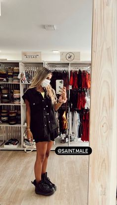 Dr Martens Outfit Summer, Martens Outfit, Grunge Looks, Outfit Bar, Dr Martens Outfit, Zara Style, Outfit Summer, Fashion Outfit, Moda Fashion