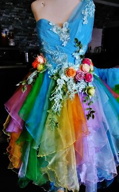 Garden Wedding Dress, Rainbow Wedding Dress, Image Halloween, Rainbow Fairies, Handmade Wedding Dresses, Garden Wedding Dresses, Paradise Garden, Rainbow Wedding, Colorful Dress