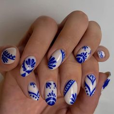 Pretty Flower Nail Designs To Copy ★ China Nails Design, Porcelain Nail Art, Nail Shape And Length, China Nails, Blue Nail Art, Flower Nail Designs, Floral Nail Art, Blue Nail Designs, Flower Nail