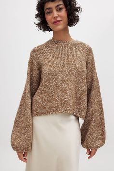 Knitted Open Back Balloon Sleeve Sweater Brown | NA-KD Classy Sweater, Brown Turtleneck Sweater, Brown Turtleneck, Balloon Sleeve Sweater, Beige Pullover, Sweater Brown, Business Outfit, Beige Sweater, Brown Sweater