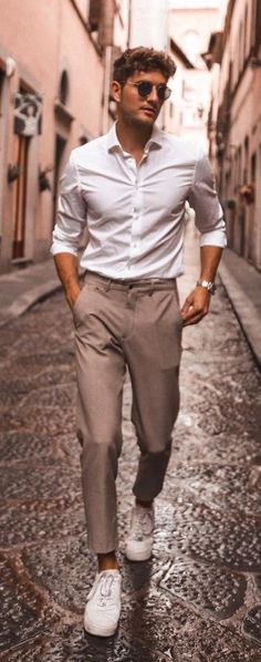 Outfits Quotes, Khaki Pants Outfit, Mens Business Casual, Outfit Chic, Hipster Man