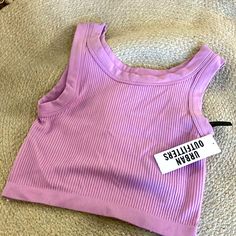 Nwt Super Cute Urban Outfitters Out From Under Crop Top Tank Top M Urban Outfiters, Middle School Outfits, School Clothes, List Ideas, Top Tank, Tokio Hotel, Urban Outfitters Tops, School Outfits, Cropped Tank Top