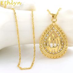 Beautiful Design High Quality 18k Gold Plated Cubic Zirconia Muslim Allah Pendant Necklace Arabic Gold Necklace Designs, Allah Necklace, Allah Pendant, Pendant Designs, Jewelry Beautiful, Pendant Design, Gold Jewelry Fashion, Jewelry Gold, Womens Jewelry Necklace