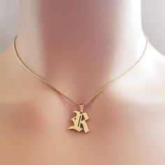 Beautiful Initial R Gold Necklace Condition: New Material: Stainless Steel Gold Length: 18in Initial R, New Material, Womens Jewelry Necklace, Initials, Gold Necklace, Jewelry Necklaces, Necklaces, Women Jewelry, Stainless Steel