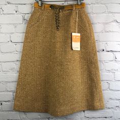 Summit Of Boston Continental Walker Herringbone Wool Blend Skirt Size: 8 (Vintage Sizing) - Please Refer To Approx. Measurements To Ensure Fit Color: Amber Yellow New With Tags Vintage Deadstock This Deadstock Vintage Continental Walker Summit Of Boston Wool Blend Belted Knee-Length Skirt Is Amazing! Quality Made, This Skirt Is Lined And Features A Back Button/Zipper Closure, Faux Front Pockets And A Unique Belt With Chain Detailing. Tagged As An 8, But Fits Much Smaller Approx. Lay Flat Measure Vintage Brown Knee-length Skirt, Vintage Knee-length Brown Skirt, Vintage Beige Bottoms For Fall, Vintage Yellow Lined Skirt, Vintage Fashion Skirt For Spring, Spring Vintage Skirt For Vintage Fashion, Spring Vintage Fashion Skirt, Vintage Fall Skirt With Pockets, Vintage Knee-length Lined Skirt