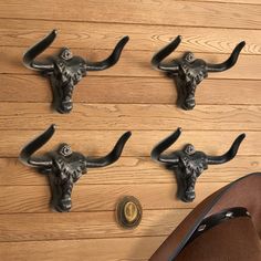 PRICES MAY VARY. 【A Unique Piece of Art】 The cowboy hat rack is made of solid cast iron. The collision of classic cowboy style and modern western wall decor aesthetics will add unique charm to your house. It is not only a hat hook, but also a beautiful work of art. Great choice for someone looking for a more minimalist aesthetic compared to macrame wall hanging. It is perfect for your western room decor. 【Safe and Reasonable Size】 This stylish hat hangers for wall measures 5.5x4.3x2.7 inches, th Cowboy Hat Holder, Old West Decor, Space Hat, Cowboy Hat Rack, Cow Skull Decor, Western Wall Decor, Western Rooms, Western Bedroom, Western Baby