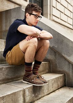 Nerd Outfits, Cool Summer Outfits, Mens Formal Wear, Warm Weather Outfits, The Perfect Guy, Geek Chic, Fashion Socks, Men's Grooming, Mens Street Style