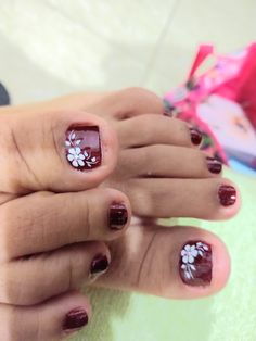 Lily Nails, Summer Toe Nails, Pedicure Designs