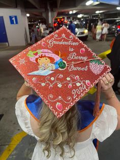 #strawberryshortcake #graduation #cap #strawberry #collage My Why Graduation Cap, The Vampire Diaries Graduation Cap, Grad Cap Ideas Middle School, Miraculous Ladybug Graduation Cap, Simple Cute Grad Caps, Kingdom Hearts Graduation Cap, Cute Simple Graduation Caps, Ariel Graduation Cap, Betty Boop Graduation Cap