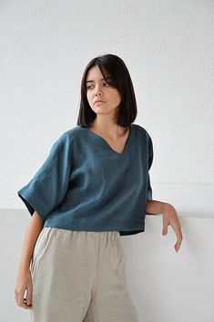 Linen Top / Ocean Wave Linen Top / V-neck Blouse / Oversize Linen Top / Casual Linen Top - Etsy Blue Linen V-neck Blouse, Chic Linen V-neck Top, Relaxed Blue V-neck Top, Beach Linen V-neck Blouse, Relaxed Linen V-neck Top, Relaxed Fit Linen V-neck Top, Relaxed Linen V-neck Blouse, V-neck Linen Blouse For Summer, Summer Linen V-neck Tops