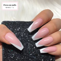 French Nails White, French Gel Nails, Long French Nails, Nails White French, White French Nails, Pink French Nails, Nails Hand Painted, Fake Nails Long