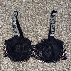 Nwt-Victorias Secret Sexy Cheetah Lace Bra Lace And Mesh Sold Out Online And In Stores! Perfect Condition Size 36c Bling Straps Feel Free To Send Offers! Bundle And Save %15 On Bundles Of 2 Or More!! Each Package Is Wrapped And Shipped With Love, And A Thank You Card With Free Stickers! I Appreciate All Of My Customers. If You Would Like To See More Pictures, Please Comment Down Below! I Am A 5 Star Seller And Take Pride In My Work, And The Trust I’ve Gained Through My Followers! Thanks For The Victoria's Secret Fitted Lace Trim Bra, Cheetah Print Bra, Victoria Secret Black Bra, Pink Cheetah Bra, Bling Bra, Victoria's Secret Fitted Floral Print Bra, Lace Bra, Women's Intimates, Victoria Secret Pink