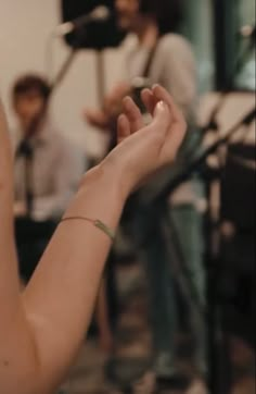 Hands lifted up and open, in surrender and praise to the Lord while Worship is being lead. Worship Night Photography, Pastors Wife Aesthetic, Woman Worshipping, Worship Leader Aesthetic, Praise And Worship Aesthetic, Worship Hands, Generous Aesthetic, Aesthetic Worship, Praise Aesthetic