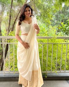 Muslim Onam Outfits Ideas, Davani Half Saree Kerala Onam, Onam Look For Women Skirt And Top, Onam Half Saree Outfits Ideas, Lehenga For Onam, Pudava Kodukkal Dress Kerala, Dhavani For Onam, Outfits Ideas Skirt