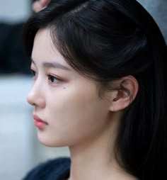 Asian Button Nose, Korean Nose Job, Faces Profile, Moles On Face, Mean Girls Aesthetic, Kim Yoojung, Brown Hair Looks, Button Nose