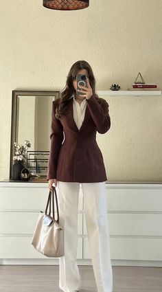 Female Office Outfits, Old Money Fashion, Female Office, Money Fashion, Stylish Work Attire, Chic Fall Outfits