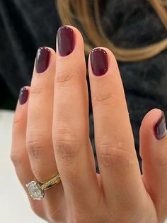 Short Manicure Ideas, Short Square Fall Nails, Solid Color Acrylic Nails, Cute Gel Nails, Stick On Nails, Minimalist Nails