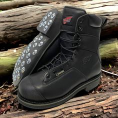 Red Wing Mens Goretex Steel Toe Spiked Calk Logger Boots Brand New Without Box. See Pictures For Details. There May Be Variances In Leather, Color And Small Imperfections From Storage Men's Size 8 Us Width: E2, Ee, 2e (Wide) Color: Black Leather Model #: 3027 Details: Model 3027 Gore-Tex Lining Steel Toe (Astm F2413-11) Hoffman-Kellog Calk Spikes Iron Ranger Boots, Brown Work Boots, Pull On Work Boots, Gore Tex Boots, Logger Boots, Leather Work Boots, Red Wing Boots, Steel Toe Work Boots, Mens Shoes Black