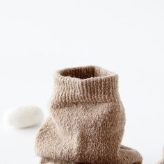 These socks are made of silk wool mixed fabric, they are super good for winter, cold weather. Healthy, soft, warm, and kind to sensitive skins. Material: 35.8% mulberry silk, 34.3% wool, 17.5% poly, 11.3% chinlon, 1.1% spandex. 4 Colors: black, camel, gray and dark gray.Two sizes:-Women, EU 34-38, US 4.5-7, Asia 22-24.-Men, EU 38-43, US 6.5-9, UK 5.5-8, Asia 24-26. * Silk is a natural insulator keeping toes warm, but not too hot.* Gentle hold on legs without restriction.* Feel the comfort of wal Comfortable Brown Socks For Fall, Warm Brown Socks For Fall, Soft Beige Winter Socks, Warm Comfortable Fall Socks, Comfortable Thick Winter Socks, Cozy Soft Beige Socks, Warm Solid Socks For Winter, Warm Comfortable Socks For Fall, Solid Warm Winter Socks