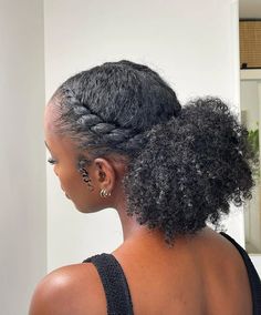 Cabello Afro Natural, Quick Natural Hair Styles, Cute Curly Hairstyles, Type 4 Hair, Girls Natural Hairstyles, 4c Natural Hair