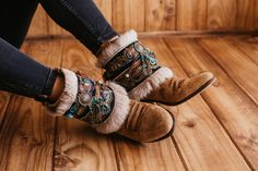 Boho Soul Boot Covers - Embroidered Trim, Fringe Accents, and Dream Catcher Charm Transform your boots into a statement piece with our Boho Soul Boot Covers. Handmade with intricate details and bohemian flair, these boot toppers are the ultimate accessory for free-spirited fashion lovers. Whether you're heading to a festival, creating a cosplay outfit, or adding a touch of individuality to your everyday look, these covers will have you stepping out in style. Crafted with love, these boot covers Bohemian Embroidered Boots For Festival, Cover Boots, Boho Chic Boots, Turquoise Dream Catcher, Dreamcatcher Design, Beige Hair, Boho Soul, Boot Covers, Estilo Indie