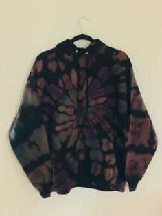 Handmade tie dye hoodie sweatshirt made by Hippie Mom and Me. Featured in a green, purple and orange colored spiral pattern. Colors may vary per sweatshirt.  Hoodies are a cotton blend. Easy Paper Crafts For Kids, Hippie Mom, Mom And Me, Tie And Dye, Tie Dye Hoodie, Paper Crafts For Kids, Swaggy Outfits, Easy Paper Crafts