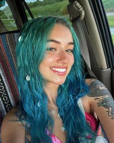 blue beach hair Teal Hair, Turquoise Hair, Beautiful Hair Color, Peinados Fáciles Para Cabello Corto, Hair Stylies, Dye My Hair, Hair Dye Colors