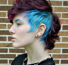 Dyed Hair Inspiration, Alternative Hair, Cut My Hair, Hair Reference, Cool Hair, Gender Envy, Dark Color