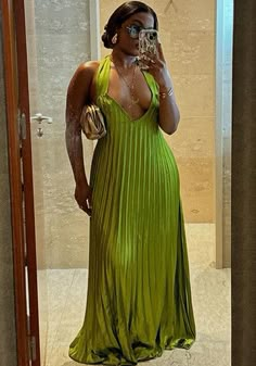 Chic Green Maxi Dress, Green Non-stretch Maxi Dress For Party, Chic Non-stretch Green Maxi Dress, Green Maxi Dress For Party, Green Maxi Dress For Night Out, Green Solid Color Maxi Dress For Night Out, Green Non-stretch Pleated Dress, Casual Pleated Maxi Dress For Party, Green Pleated Stretch Dress