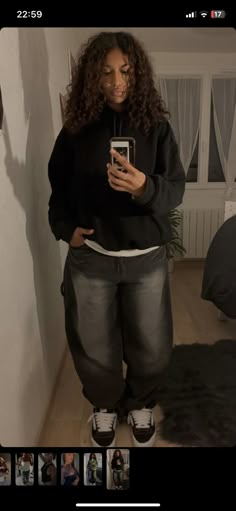 Grey Baggy Jeans Outfit, Outfits Ideas Winter, Black Sweater Outfit, Looks Hip Hop, Street Style Outfits Casual, Mode Zara, Boyfriend Style